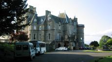 A view of SYHA Loch Lomond building.