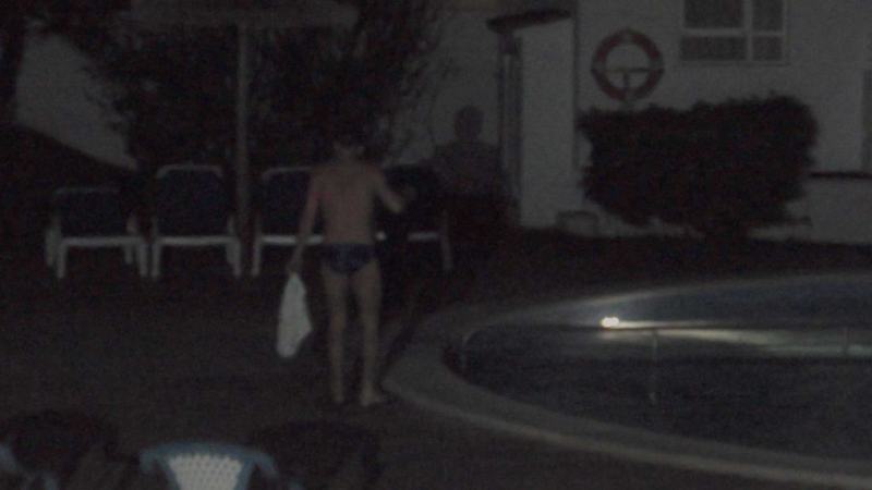 Budgie smuggling at midnight?